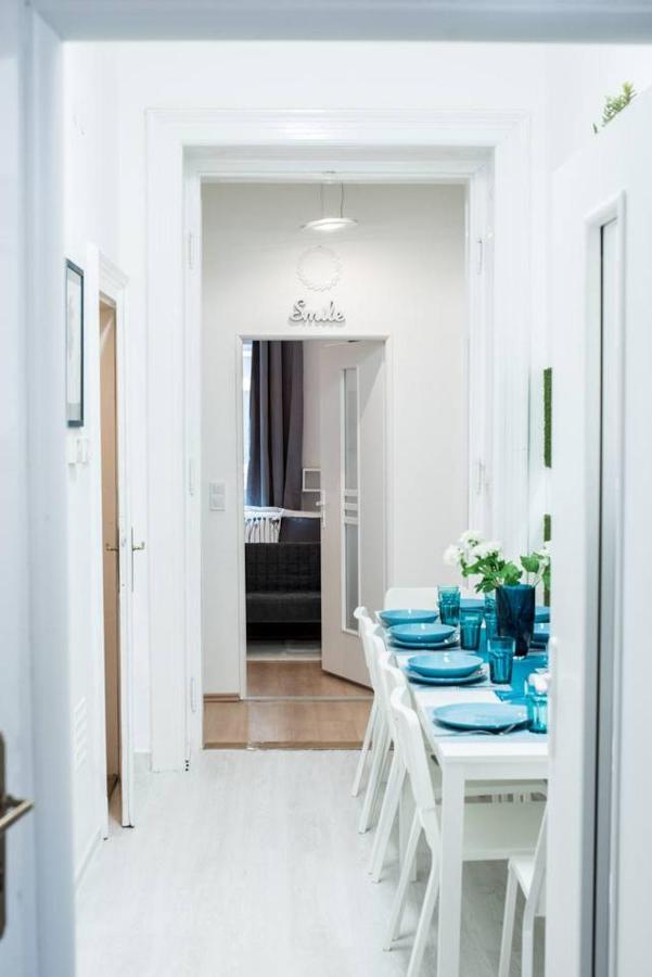 Cosy And Central Apartment With 4 Bedrooms And A/C Budapeszt Zewnętrze zdjęcie