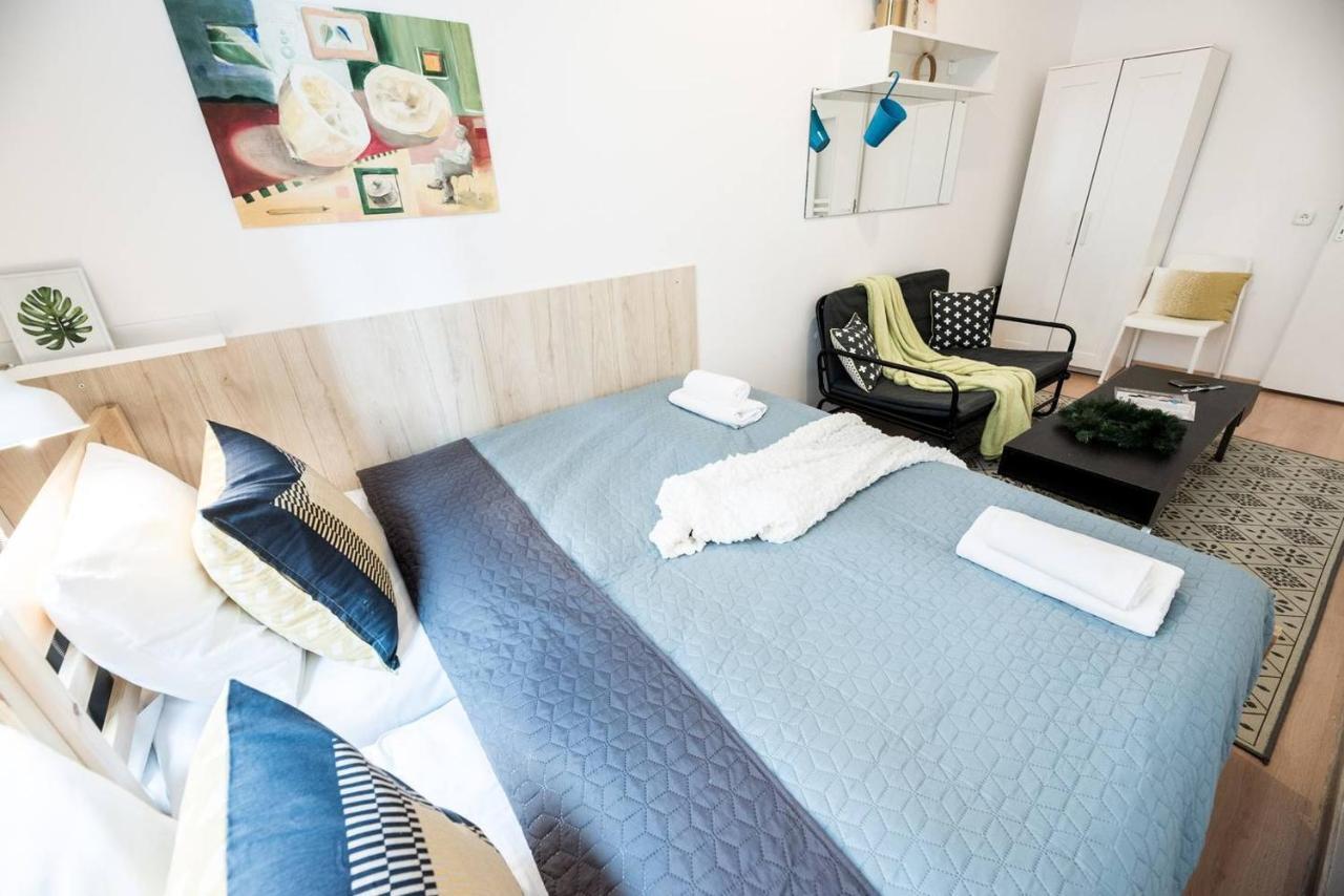 Cosy And Central Apartment With 4 Bedrooms And A/C Budapeszt Zewnętrze zdjęcie
